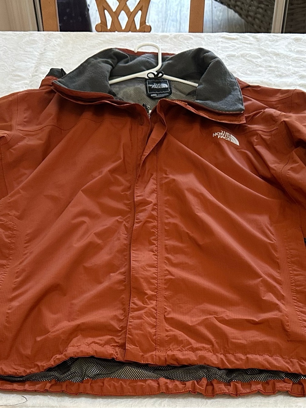 North Face Men's Venture 2 Rain Jacket DryVent Orange Size XXL